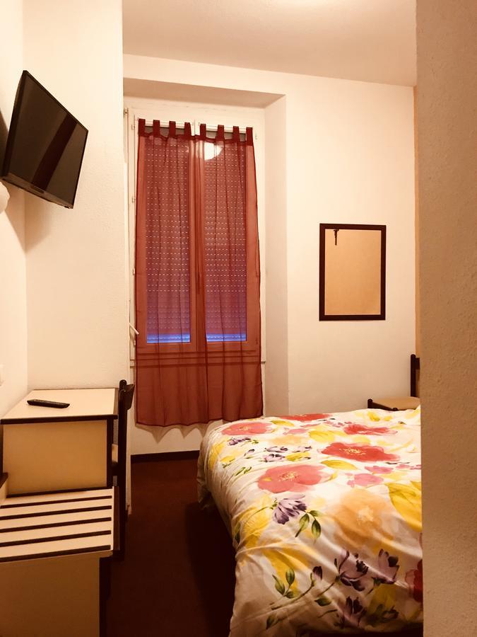 Hotel Myosotis Lourdes Buitenkant foto